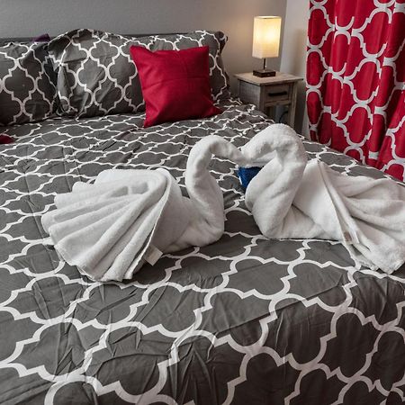 Urban Retreat 1Br With Free Park Daire Houston Dış mekan fotoğraf