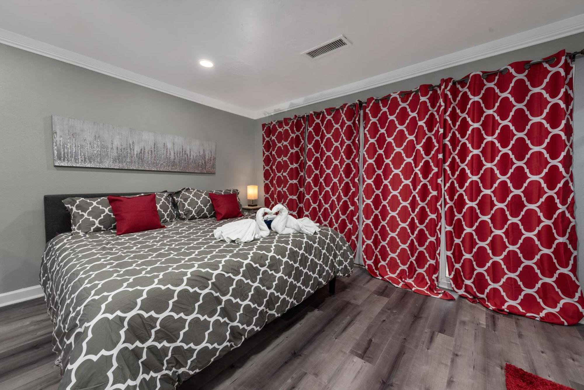 Urban Retreat 1Br With Free Park Daire Houston Dış mekan fotoğraf